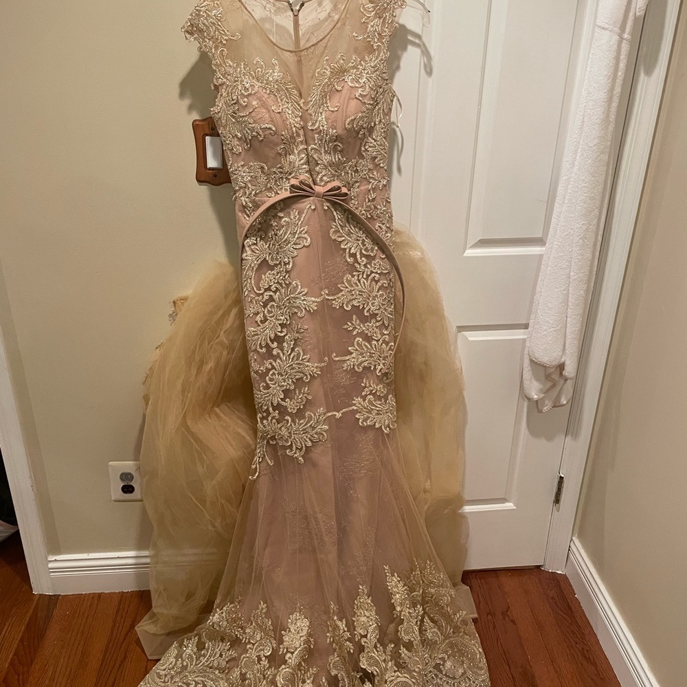 SAIID KOBEISY GOWN